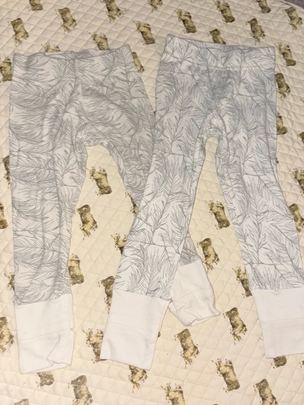 Goumi Soft Blue Leaf-Print Kids Pajama Set - Long Sleeve Top &  Pants 🌵3T